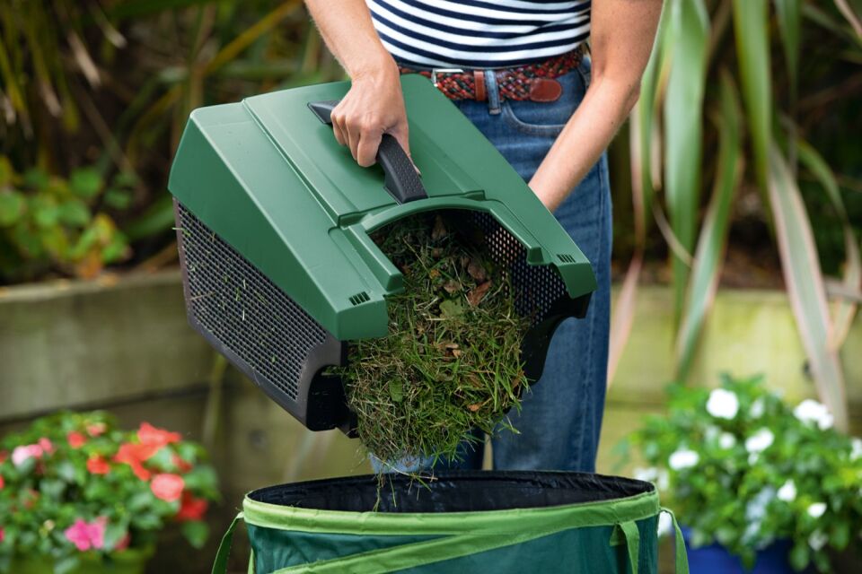 Bosch CityMower 18V-32-300 Akülü Çim Biçme Makinesi