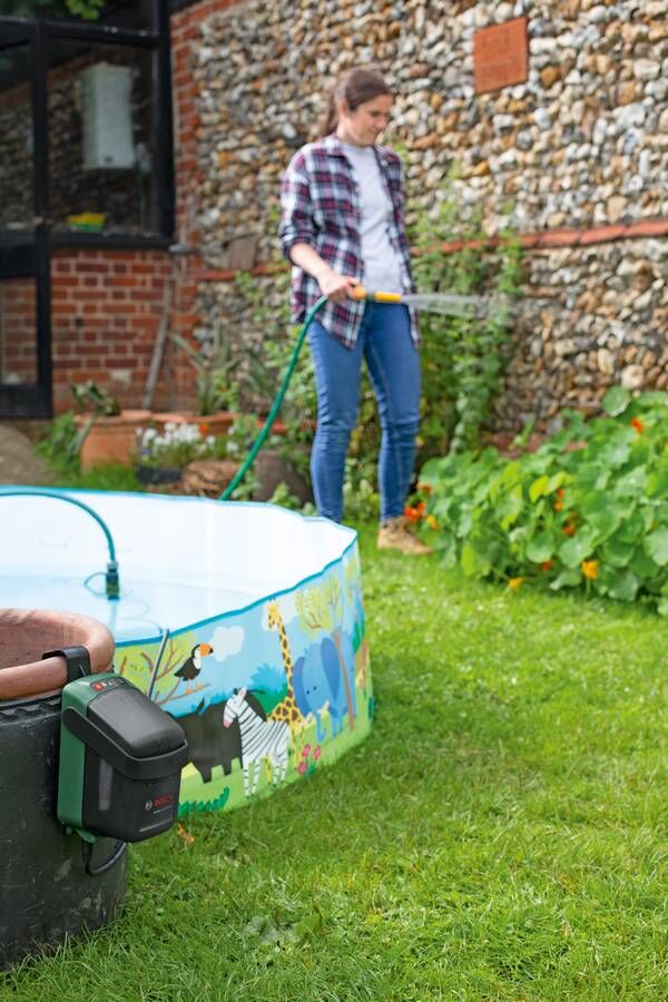 Bosch GardenPump 18V-2000 Akülü Bahçe Pompası